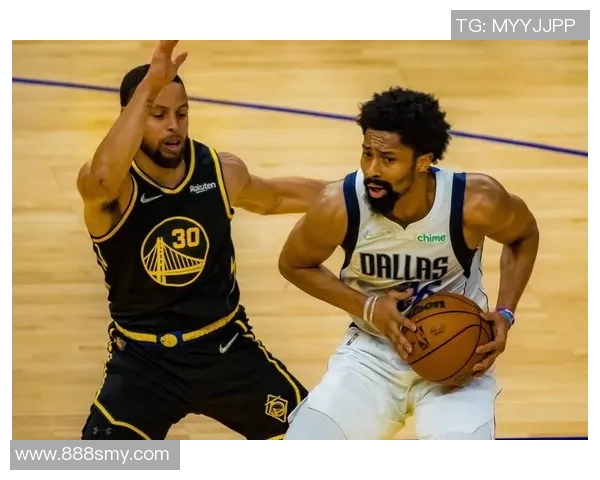 10月5日快船对勇士精彩对决录像回放全程回顾与分析 10月5日快船对勇士精彩对决录像回放全程回顾与分析