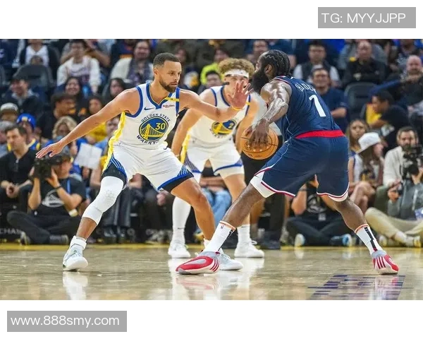 2015年NBA常规赛快船对阵勇士精彩直播回顾与分析视频分享 2015年NBA常规赛快船对阵勇士精彩直播回顾与分析视频分享