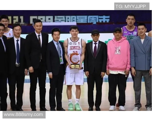 南方明星队与北方明星队精彩对决全场回放精彩瞬间回顾与分析